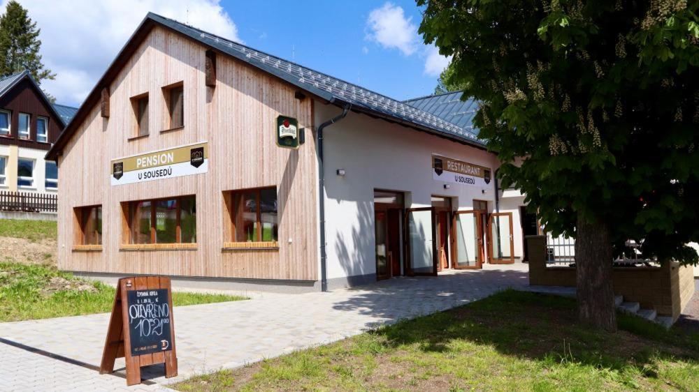 Pension A Restaurace U Sousedu Strazny Esterno foto