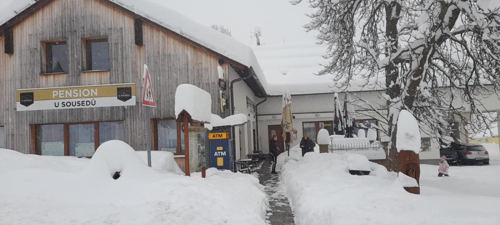 Pension A Restaurace U Sousedu Strazny Esterno foto